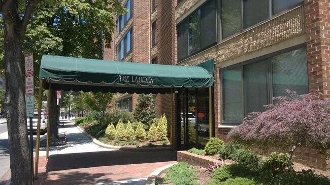 Building Photo - 1301 20th St NW