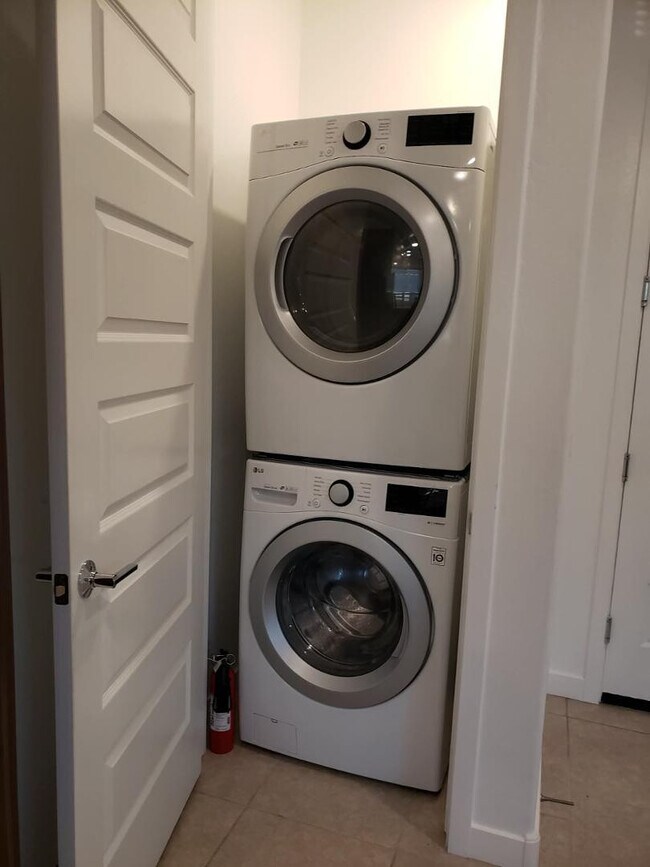 Foto del edificio - 4206 S 96th Ln