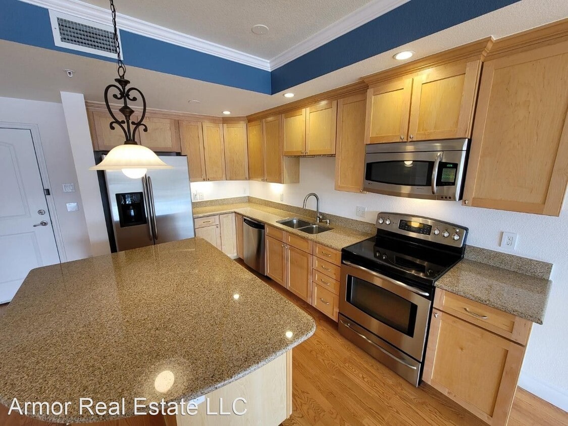 Primary Photo - 2 br, 2 bath House - 640 11th St #201