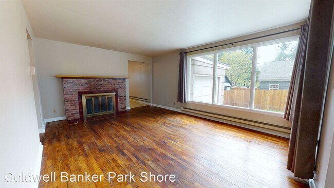 Building Photo - 2 br, 1 bath House - 114 Farallone Ave