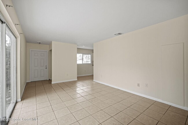 Building Photo - 1688 Eisenhower Ave