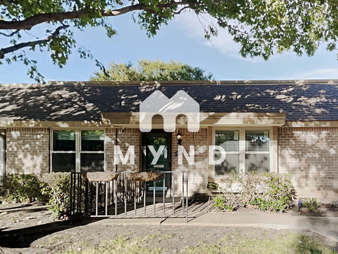 Primary Photo - 13564 Waterfall Way