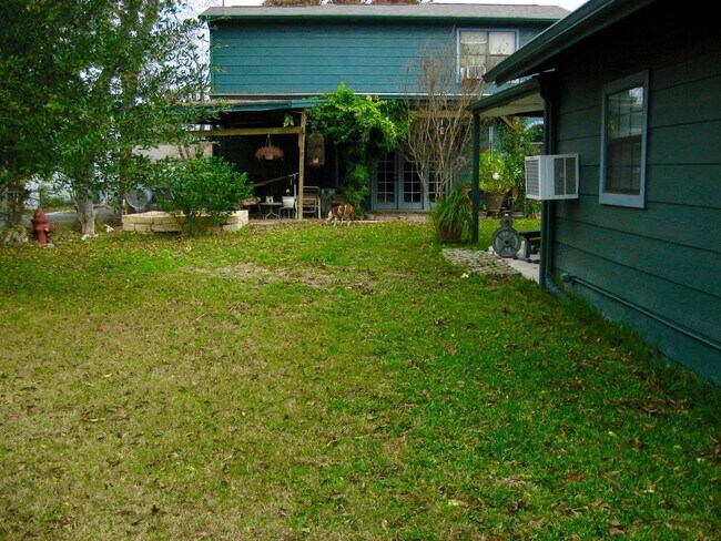 Foto del edificio - 2710 W Craig Pl