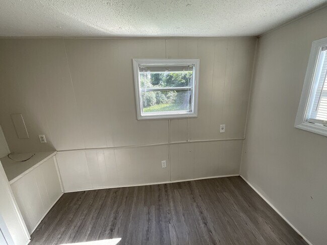 Foto del edificio - Cozy 2 Bedroom Mobile Home-141 Denise Drive