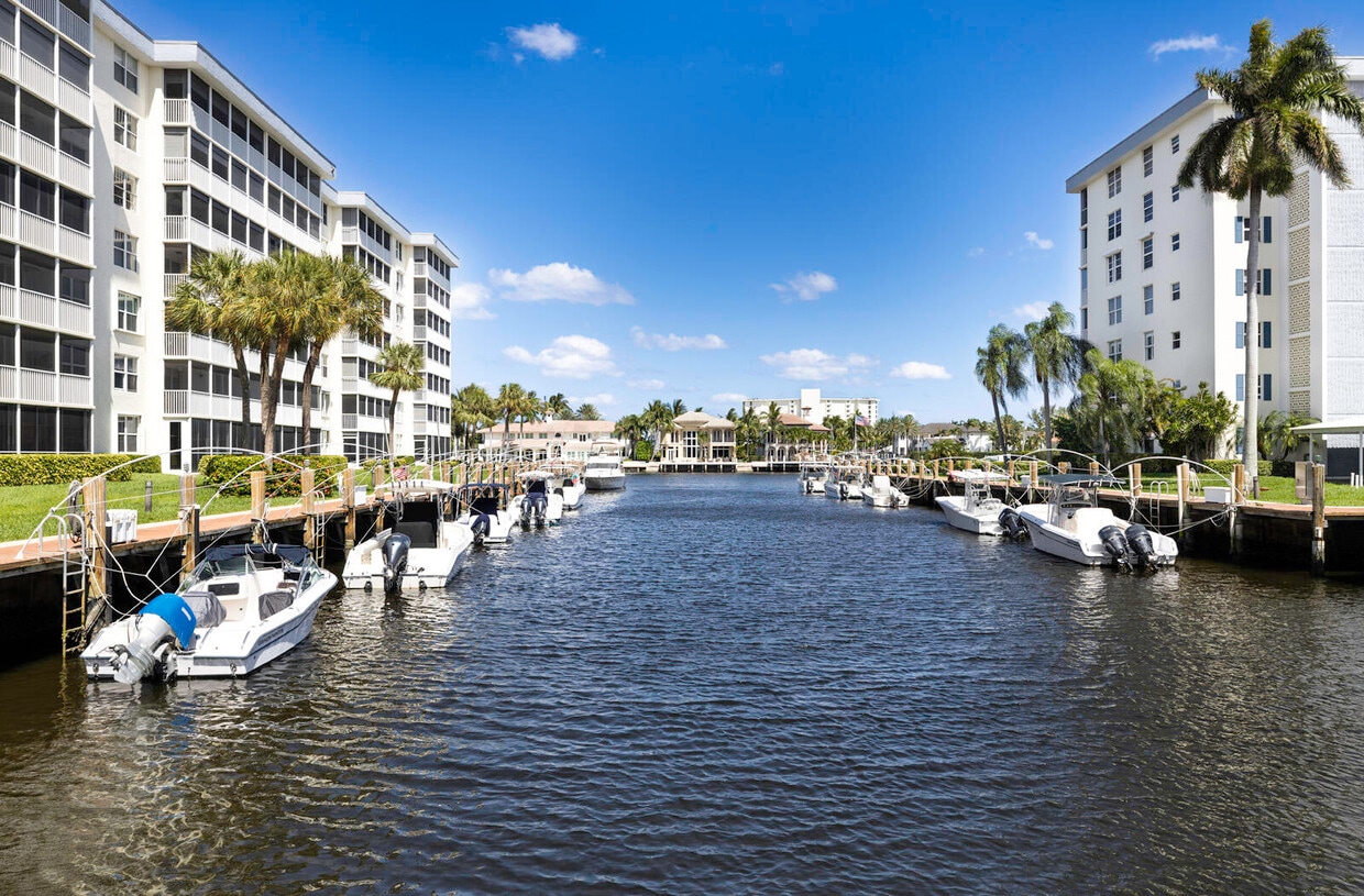 Primary Photo - 1 Harbourside Dr