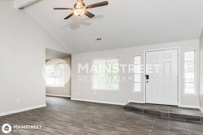 Foto del edificio - 276 Peachtree Dr, Riverdale, GA 30274