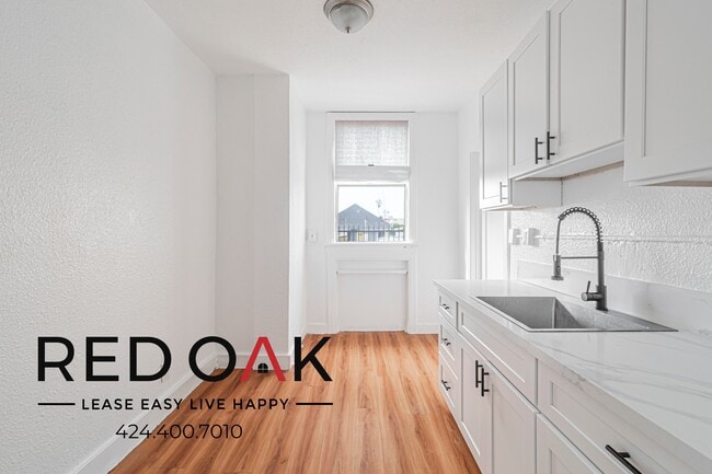 Building Photo - 1021 Mariposa Ave