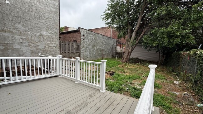 Building Photo - 1547 N 60th St