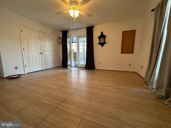 Building Photo - 4700 Warm Hearth Cir