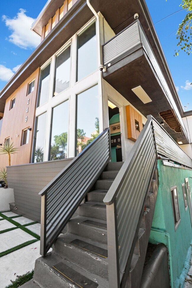 Foto del edificio - New Two Bedroom | Downtown LA | Historic F...