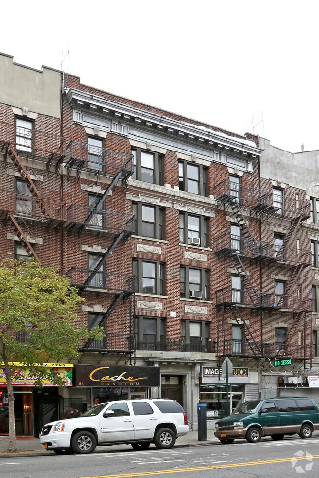Building Photo - 114 Nagle Ave
