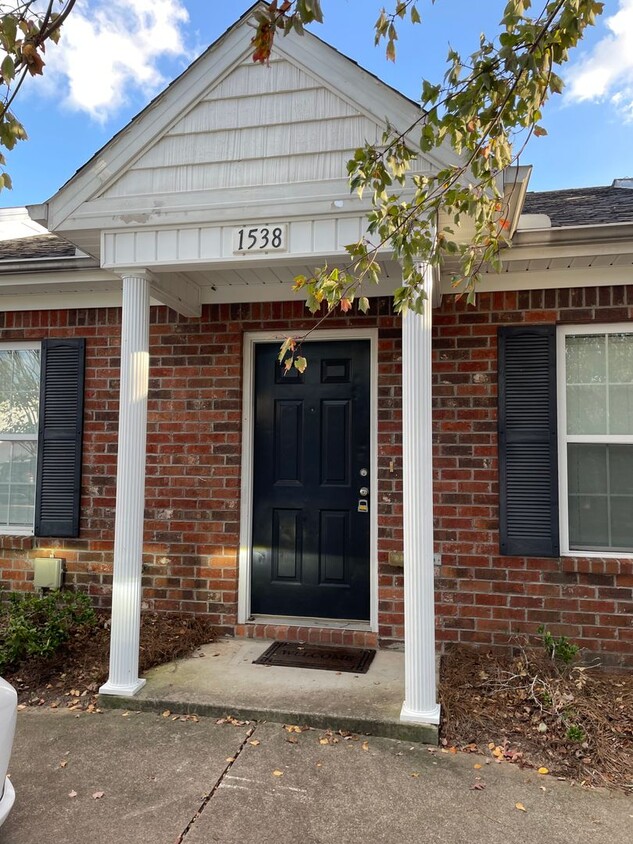 Primary Photo - SPACIOUS TOWNHOME