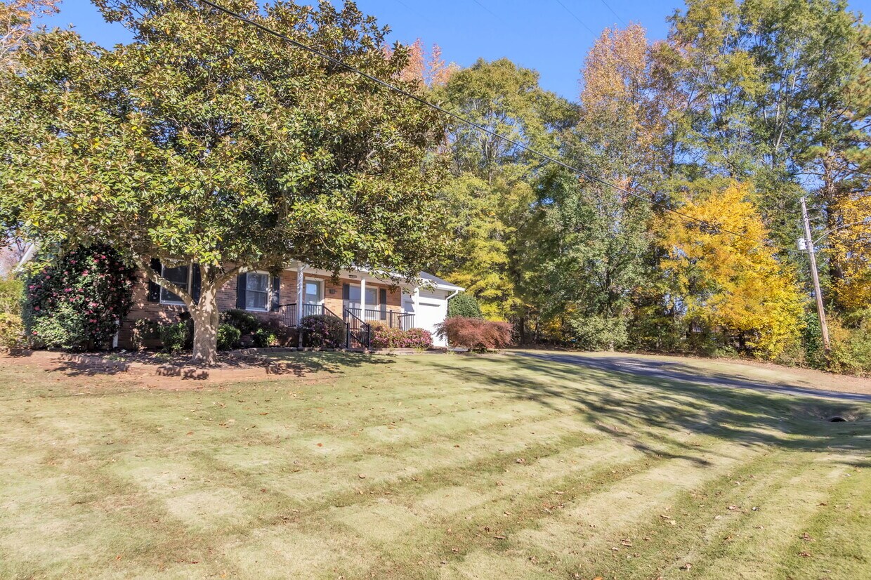 Foto principal - 118 Whitmire Rd