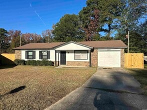 Building Photo - 7206 Stevenson Dr
