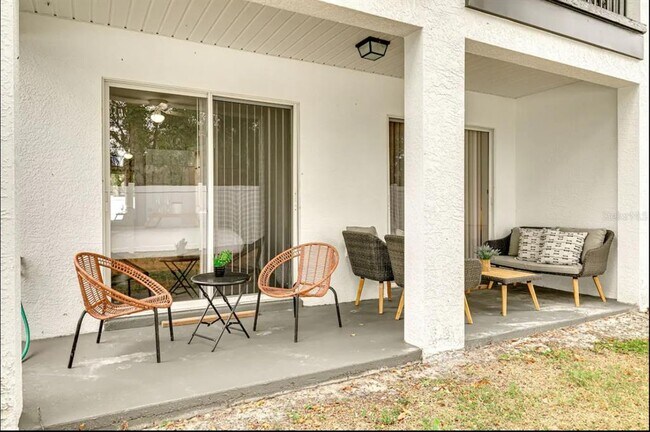 Building Photo - 655 3rd Ave N