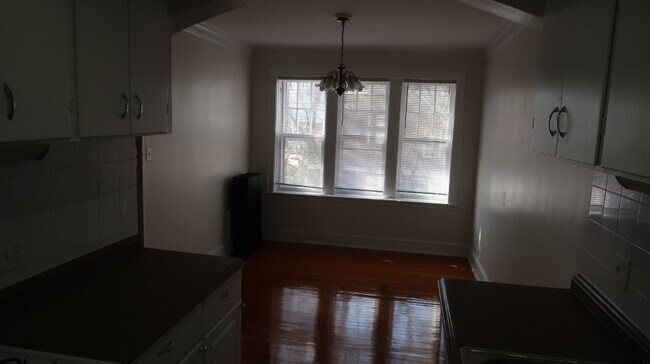 Foto del edificio - 1456 W Highland Ave
