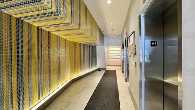 Building Photo - 13618 100 Av