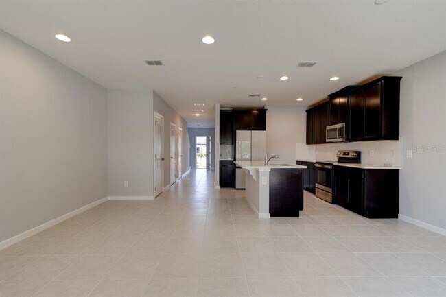 Foto del edificio - 263 Cape Honeysuckle Pl