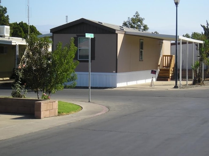 Building Photo2 - 42042 Road 128