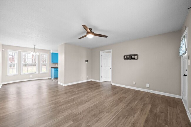 Foto del edificio - 111 E St