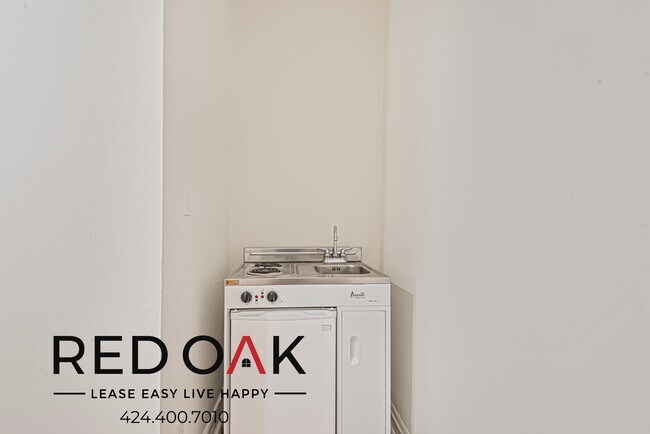Foto del edificio - ~LOW DEPOSIT~ Cozy Bachelor Studio with Ex...