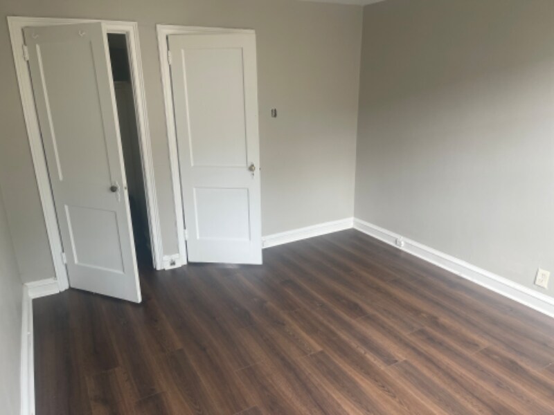 Foto del edificio - 504 N Pleasant Pl