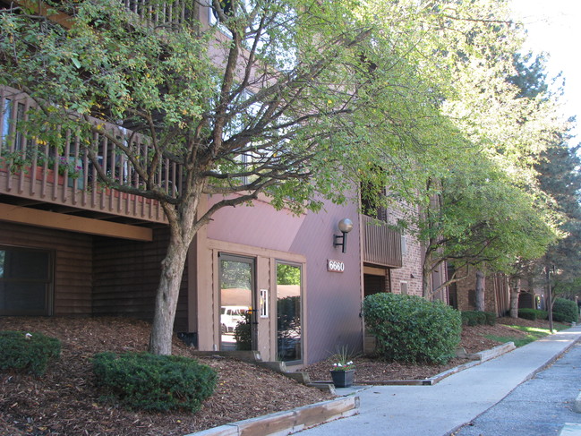 Foto del edificio - Creekstone Apartments