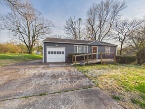 Building Photo - 11307 E 77th Terrace