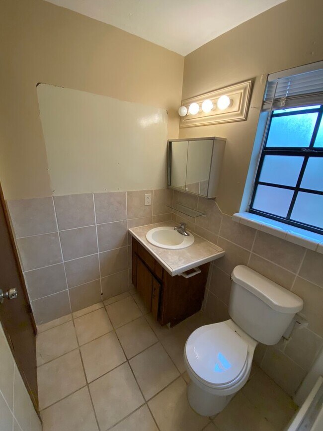 Building Photo - 3705 Donovan Drive