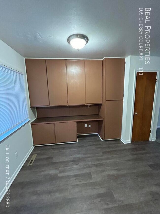 Foto del edificio - 109 Cherry Ct