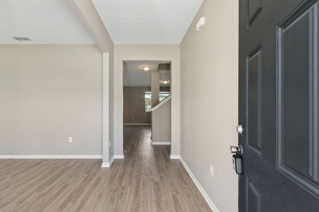 Building Photo - Spacious 5-Bedroom Home  – Prime Amelia Co...