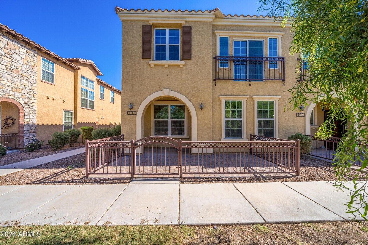 3684 S Winter Ln, Gilbert, AZ 85297 Townhome Rentals in Gilbert AZ