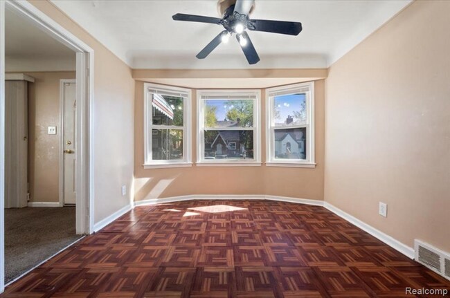 Foto del edificio - 14301 Freeland St