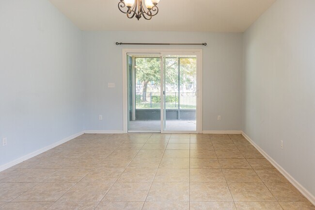 Building Photo - 112 Celtic Wedding Dr