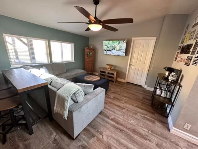 Building Photo - 6554 OR-238