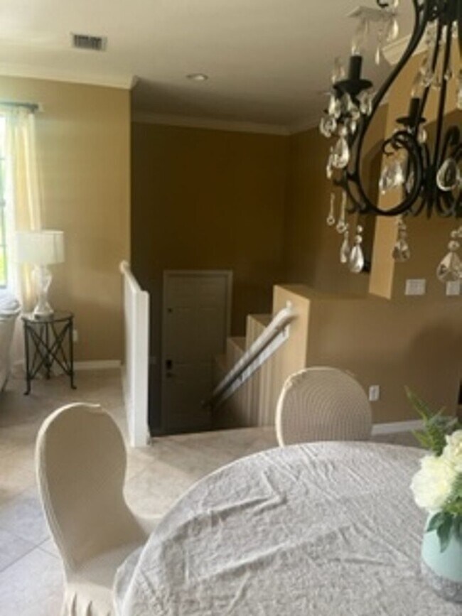 Foto del edificio - ** OLE AT LELY RESORT HIGHLY DESIRED COMMU...