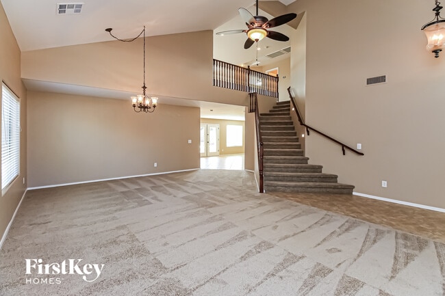 Foto del edificio - 2403 W Quick Draw Way