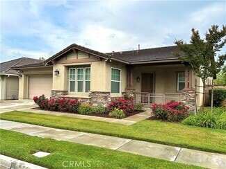 Building Photo - 21552 Magnolia St E