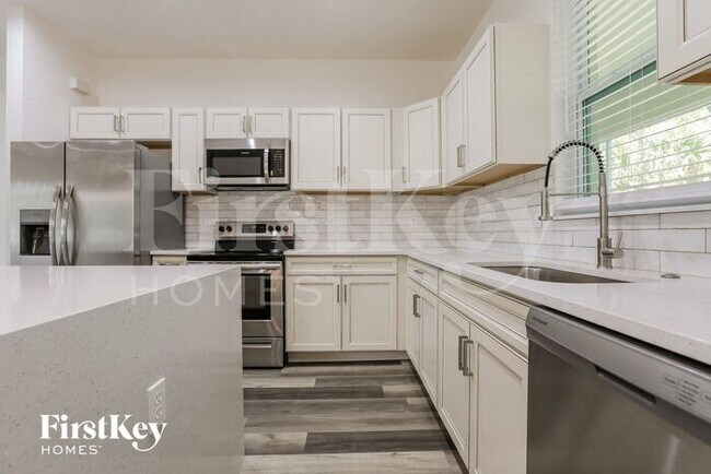 Foto del edificio - 2778 Escambia Cir