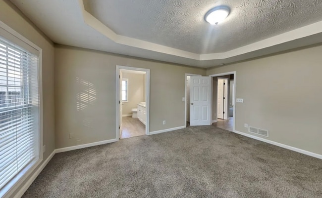 Building Photo - 6216 Nellie Ct SE