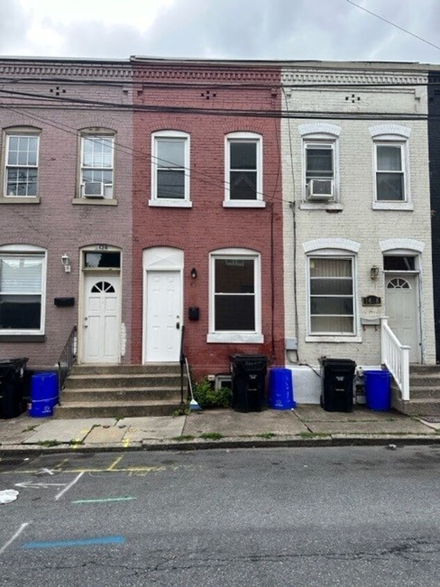 Primary Photo - Single Family 2 Bedroom 1 Bathroom Home Fo...