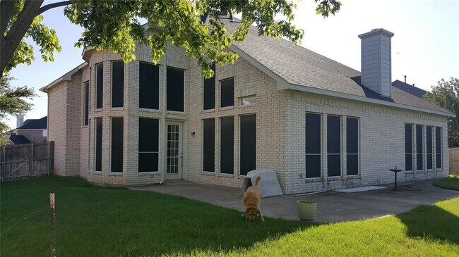 Foto del edificio - 2102 Glenridge Dr