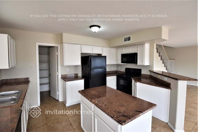 Foto del edificio - 10307 W Denton Ln