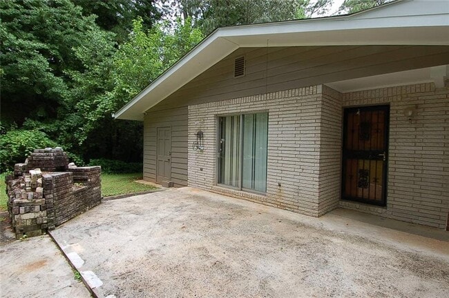 Building Photo - 3922 Safari Ct