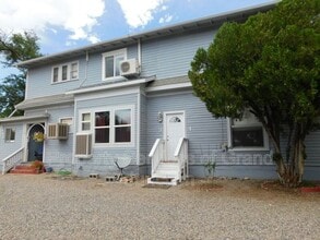 Building Photo - 1002 Santa Clara Ave