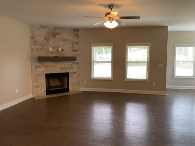 Building Photo - 1289 Victoria Walk Ln