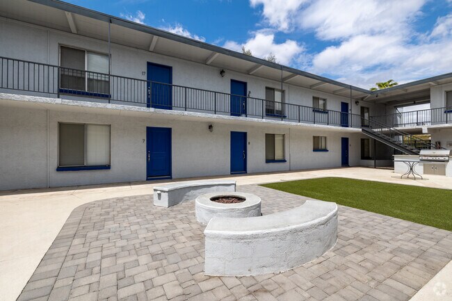 Área de fogatas - Westwood Apartments