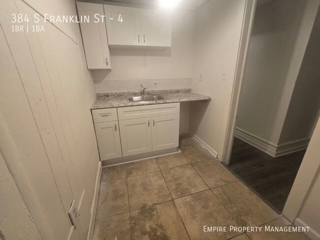 Building Photo - Under New Ownership and Management! 1st Fl...