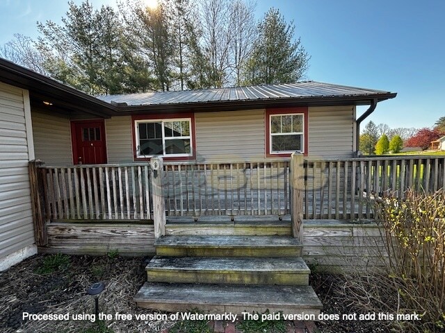 Building Photo - 726 Brookside Camp Rd