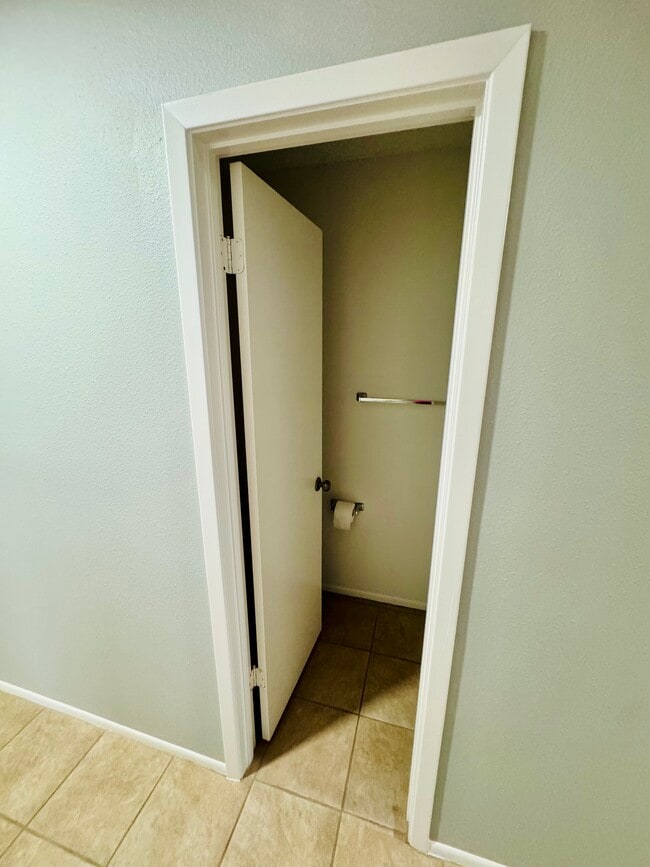 Foto del edificio - 9250 Ridge Path